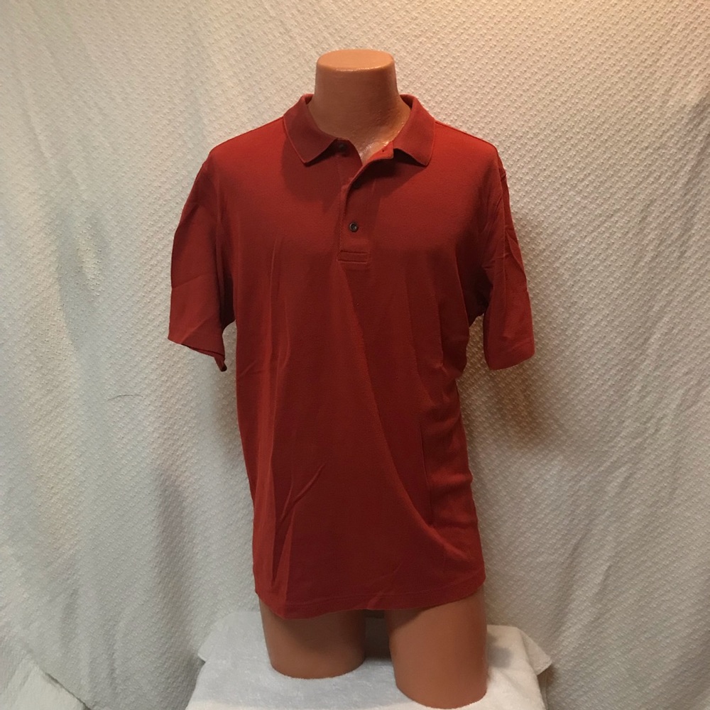 Eddie Bauer men’s TL polo. New without tags!